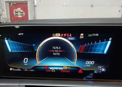 2021 Mercedes-Benz Amg Gle 53 Coupe 4Matic z USA, uszkodzony, nr VIN 4JGFD6BBXMA204218